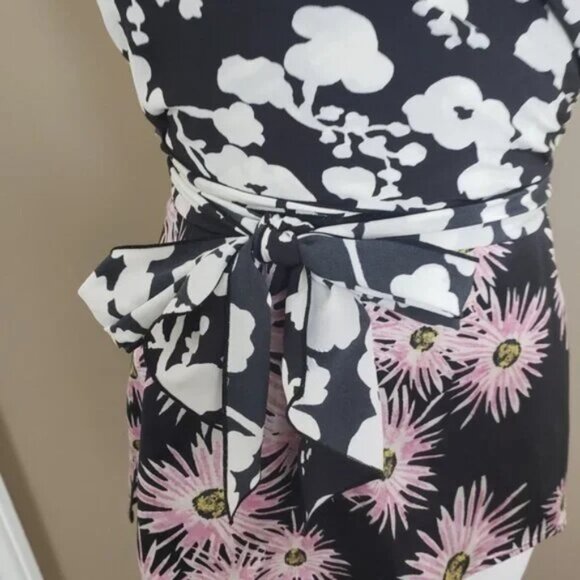 Elizabeth and James Diana floral silk sleeveless wrap top shirt XS blouse - Picture 4 of 5